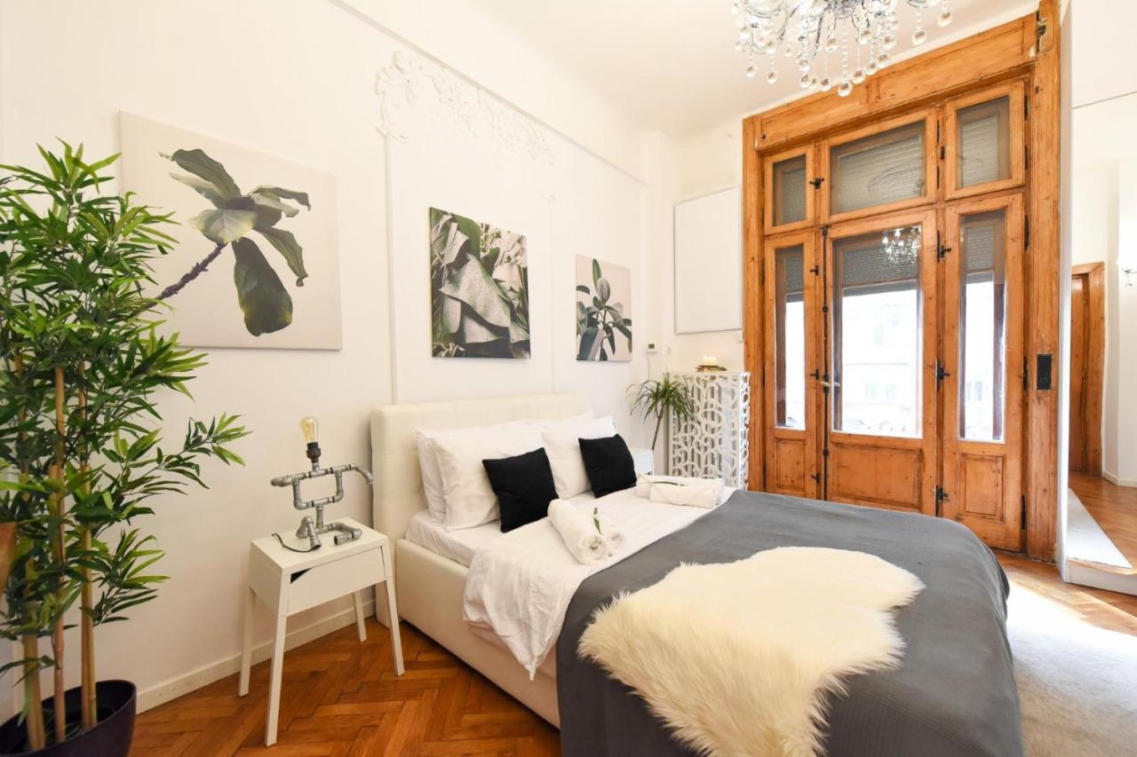Апартаменти Love.Travel.Explore ♥️Apt W/ Balcony In Old Town Бухарест Екстер'єр фото