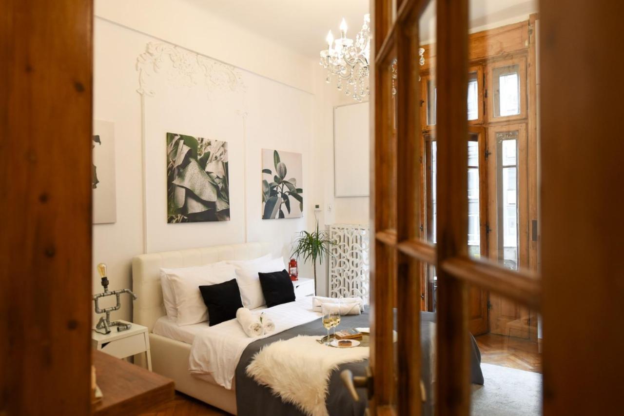 Апартаменти Love.Travel.Explore ♥️Apt W/ Balcony In Old Town Бухарест Екстер'єр фото
